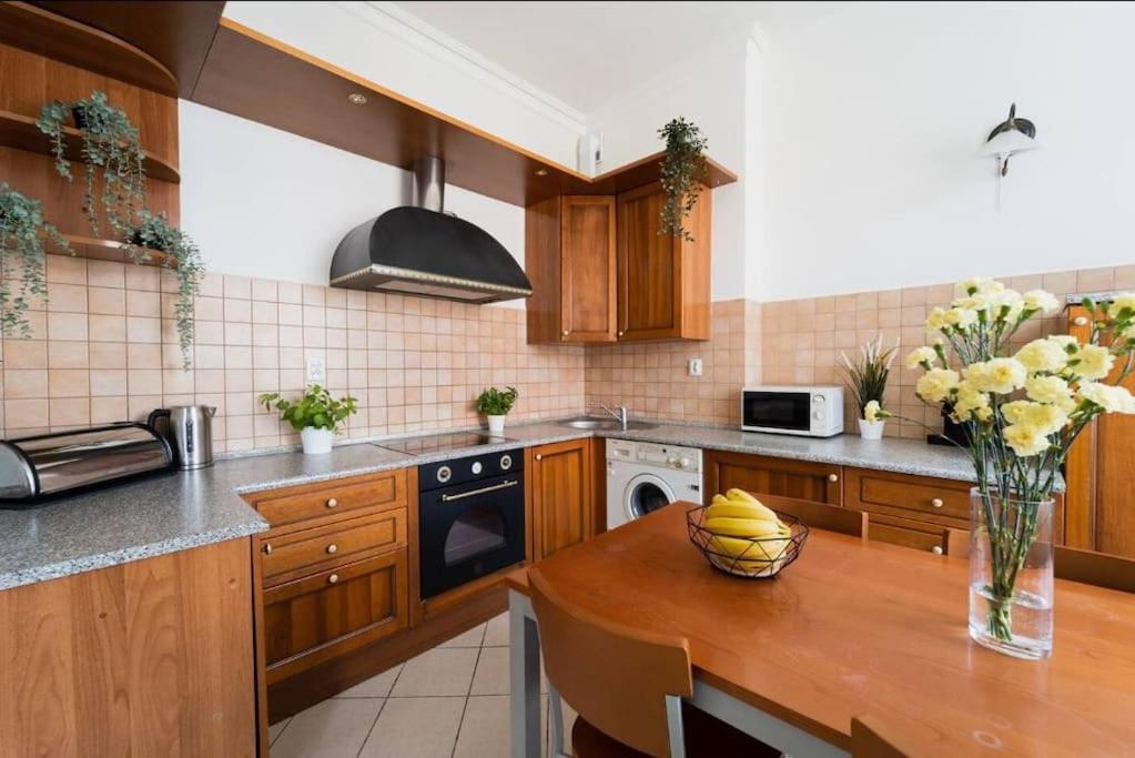 Duze Mieszkanie W Samym Rynku Breslávia Exterior foto